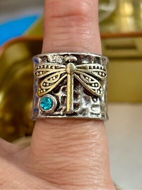 Dragonfly Accent Wide Band Ring in Turquoise size 5.5. 2 available